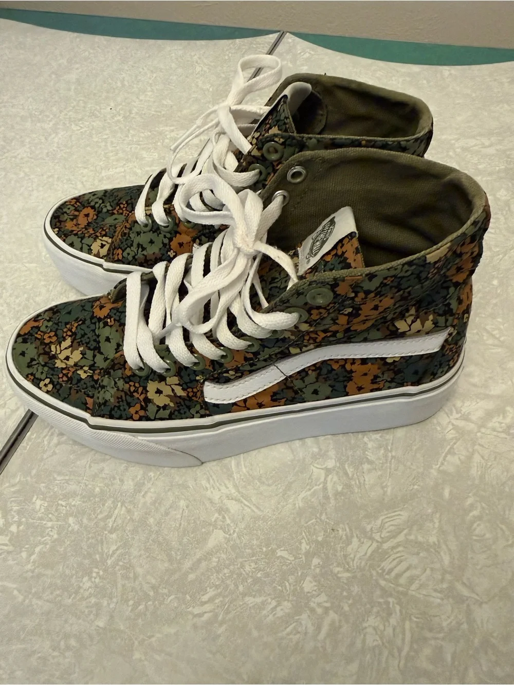 Vans Sk8-Hi Floral Camo High-Top Sneakers - Green/Orange Men’s 5.5/Women’s 7